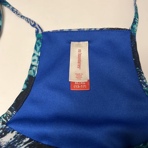 No boundaries, XL 15-17, spaghetti strap maxi dress - Picture 2 of 4